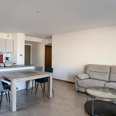 Apartment T3 Vue 100 M2 De Jardin 'd' Pietrosella